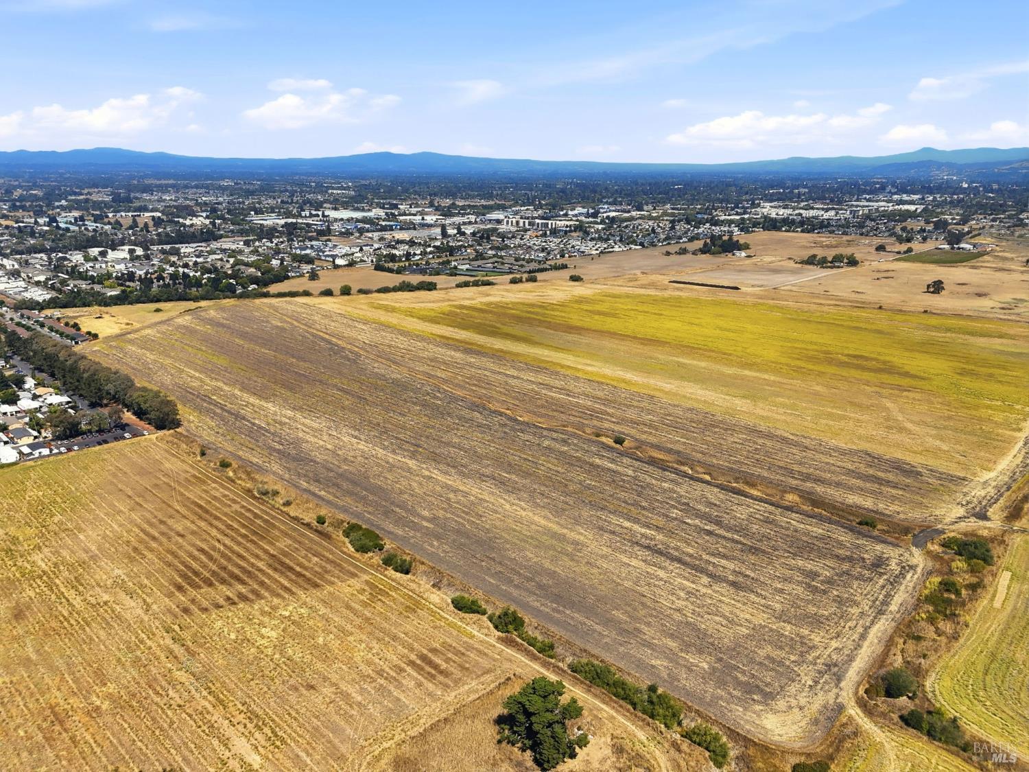 3755 SE Petaluma Hill Road Santa Rosa CA 95472