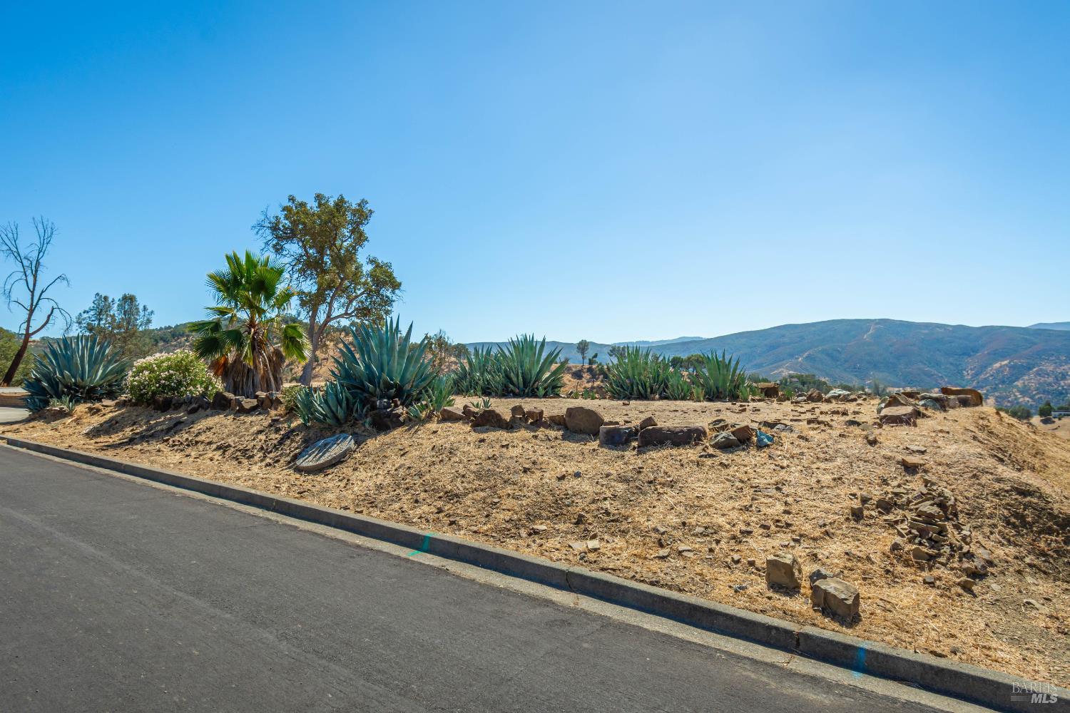 1061 Westridge Drive Napa CA 94558
