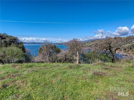 2960 Crestview Drive Clearlake CA 95422