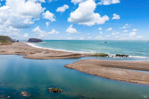 22196 Umland Circle Jenner CA 95450