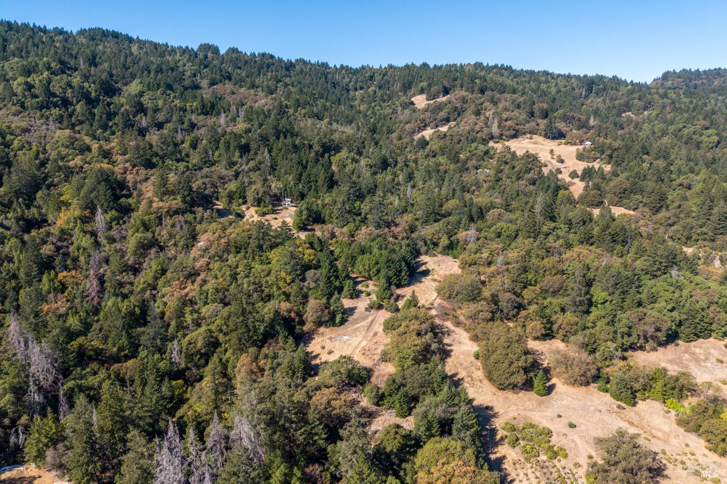 7181 Robinson Creek Road Ukiah CA 95482