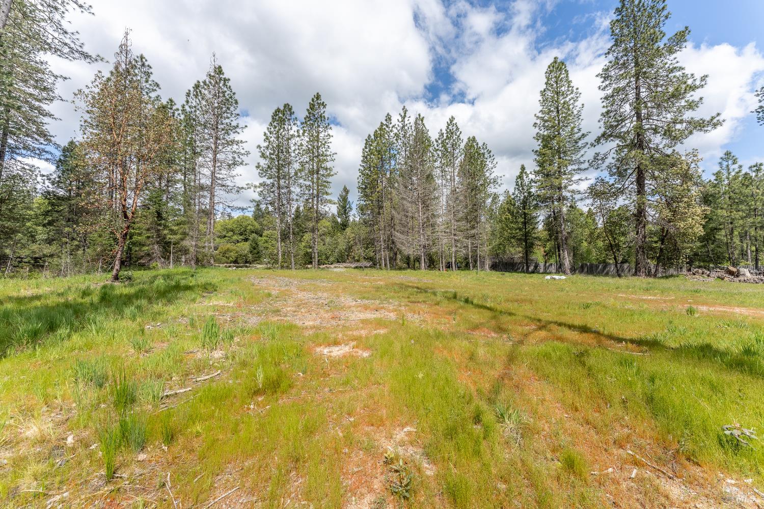 410 Mulligan Lane Laytonville CA 95454