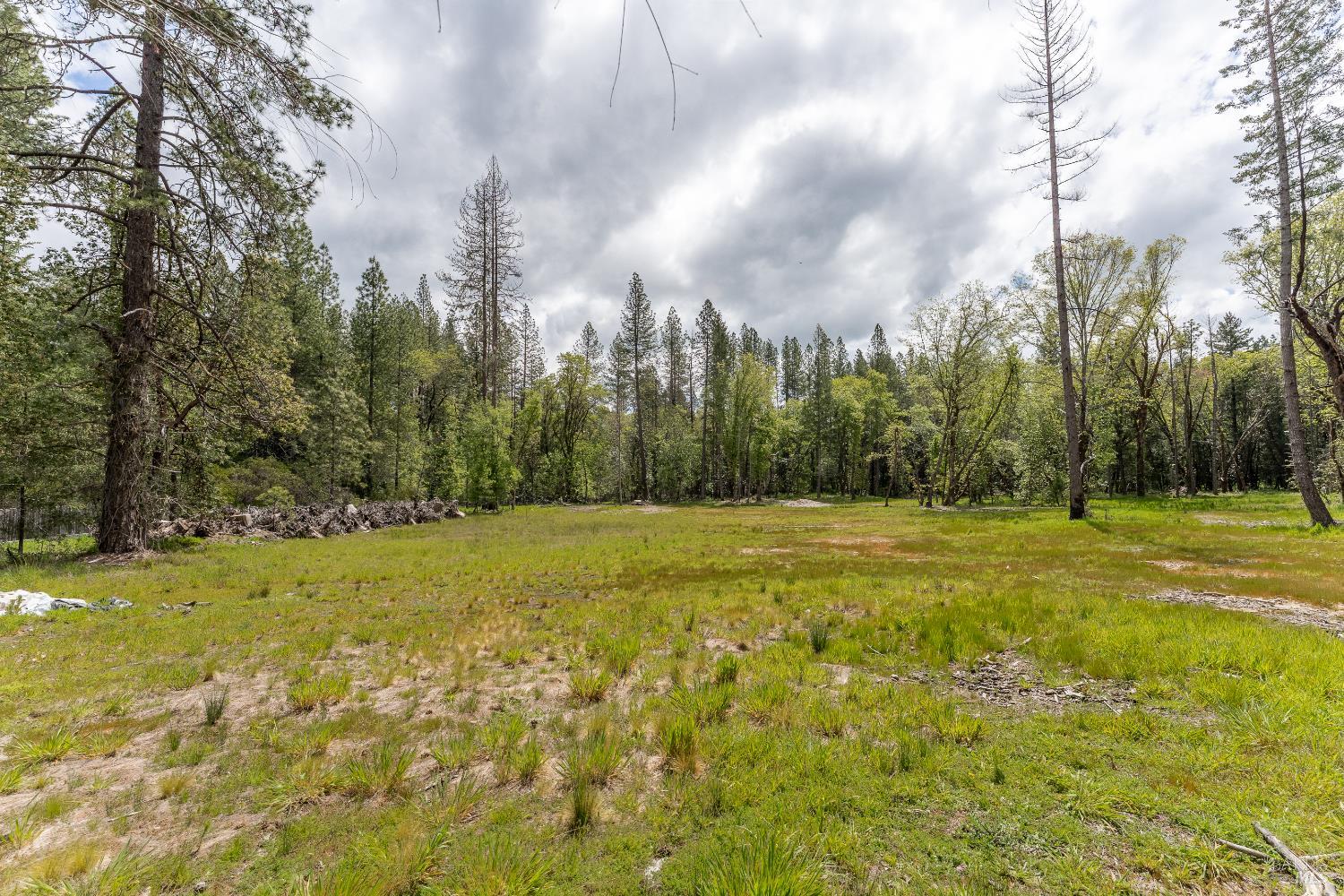 410 Mulligan Lane Laytonville CA 95454
