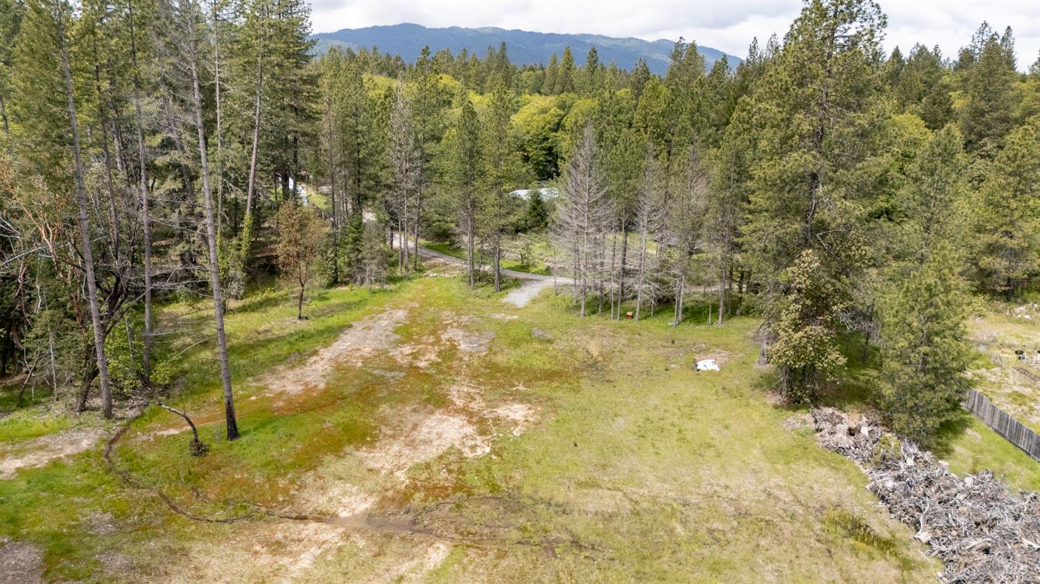 410 Mulligan Lane Laytonville CA 95454