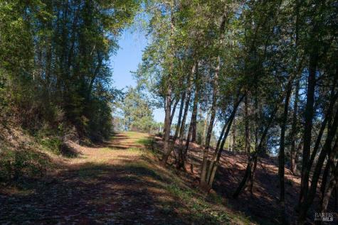 3210 W Dry Creek Road Healdsburg CA 95448
