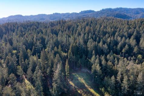 3210 W Dry Creek Road Healdsburg CA 95448