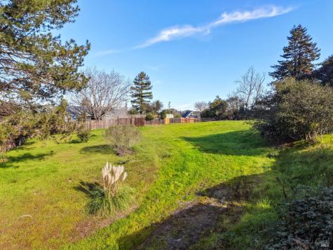 495 Cherry Street Petaluma CA 94952