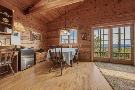 12300 Skaggs Road Geyserville CA 95441