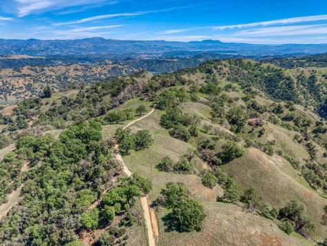 12300 Skaggs Road Geyserville CA 95441