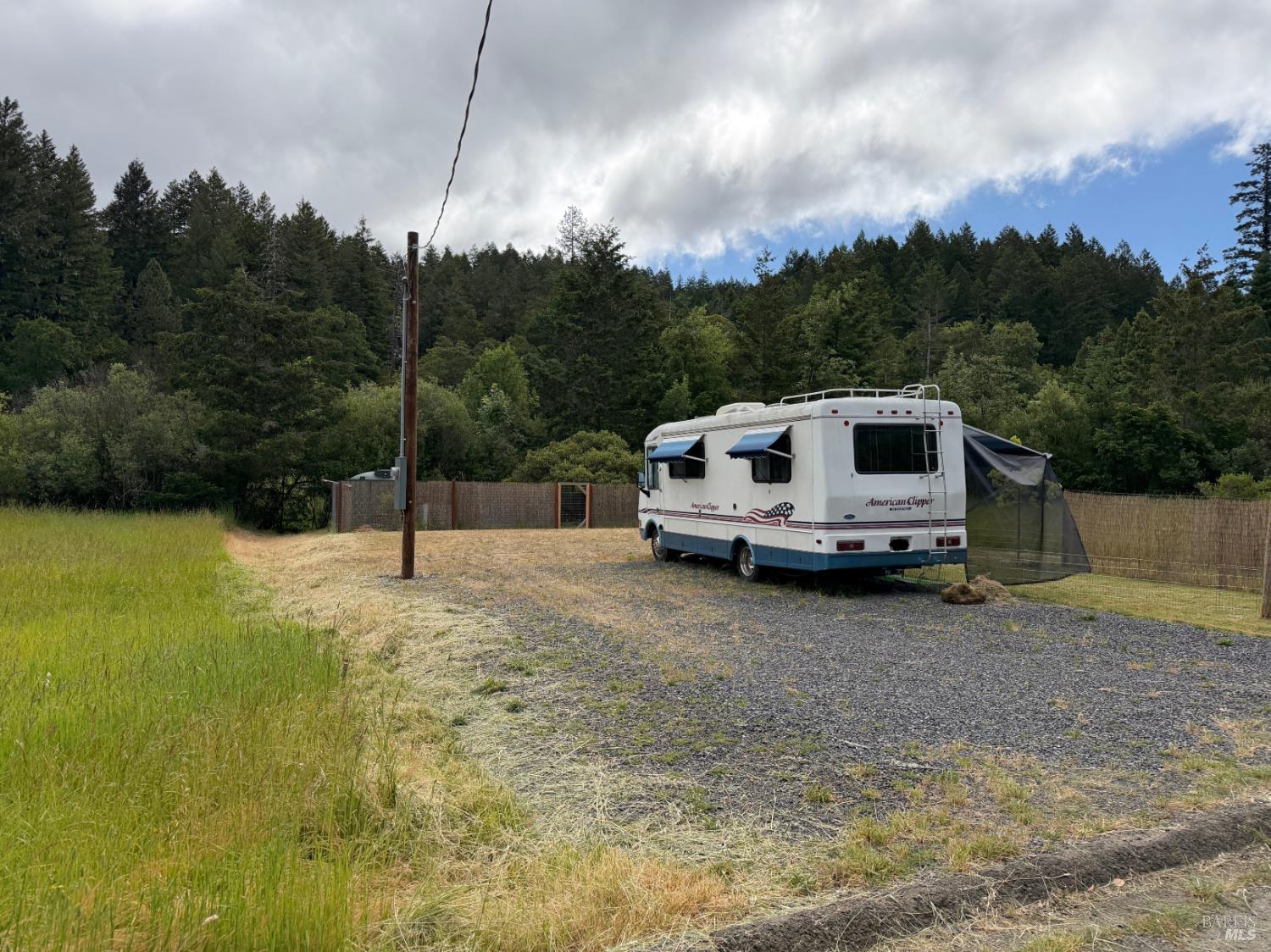 25284 Madrone Drive Willits CA 95490