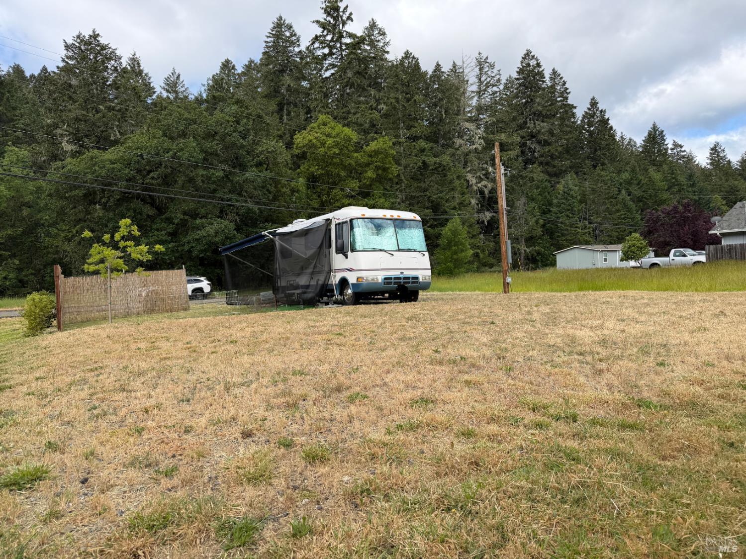 25284 Madrone Drive Willits CA 95490