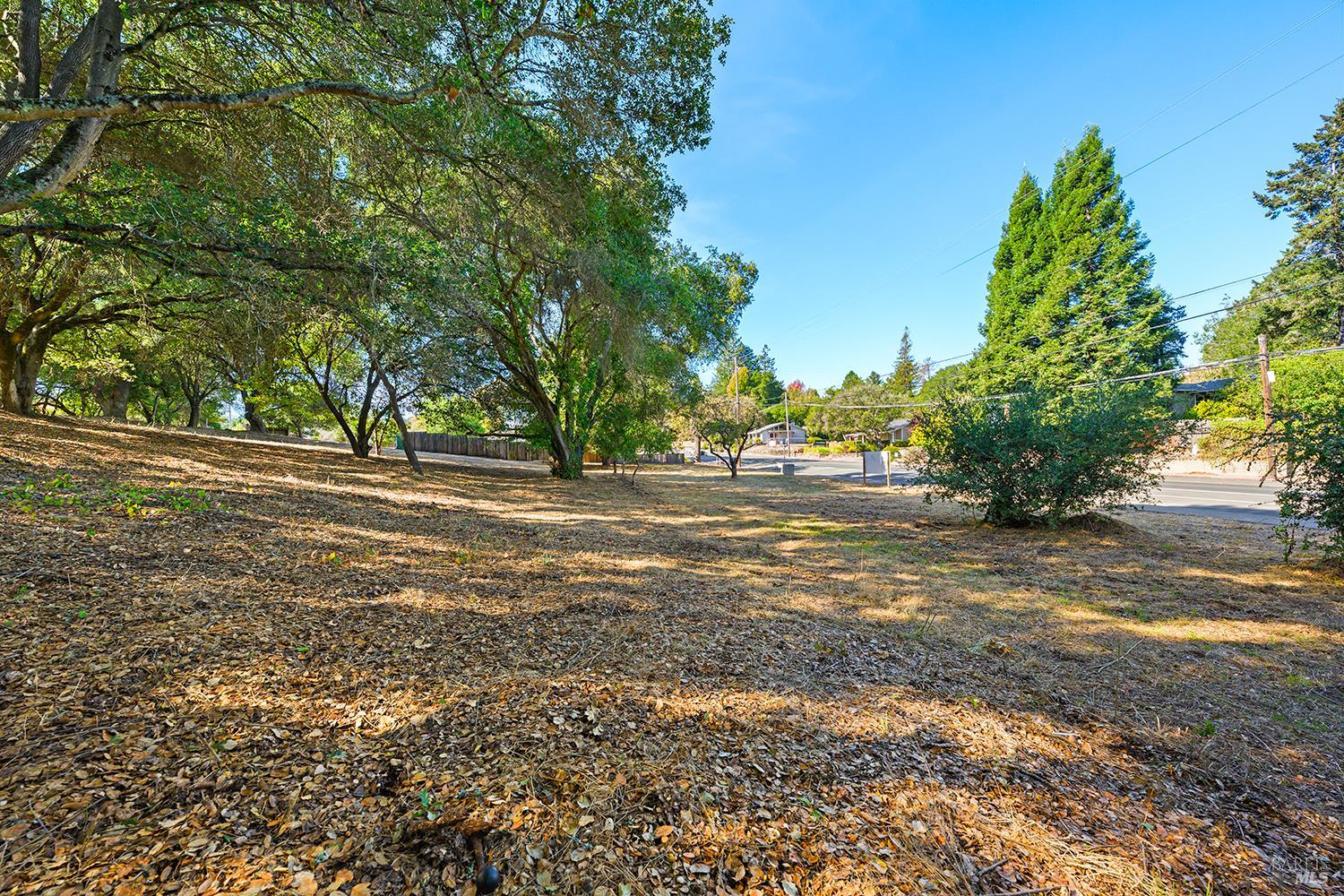 7621 Healdsburg Avenue Sebastopol CA 95472