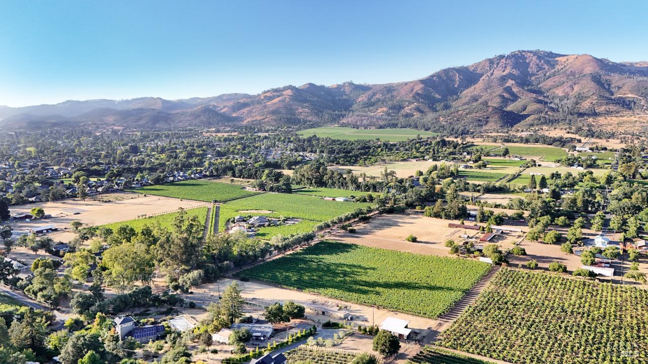 1130 Lawndale Road Kenwood CA 95452