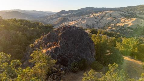 29810 River Road Cloverdale CA 95425