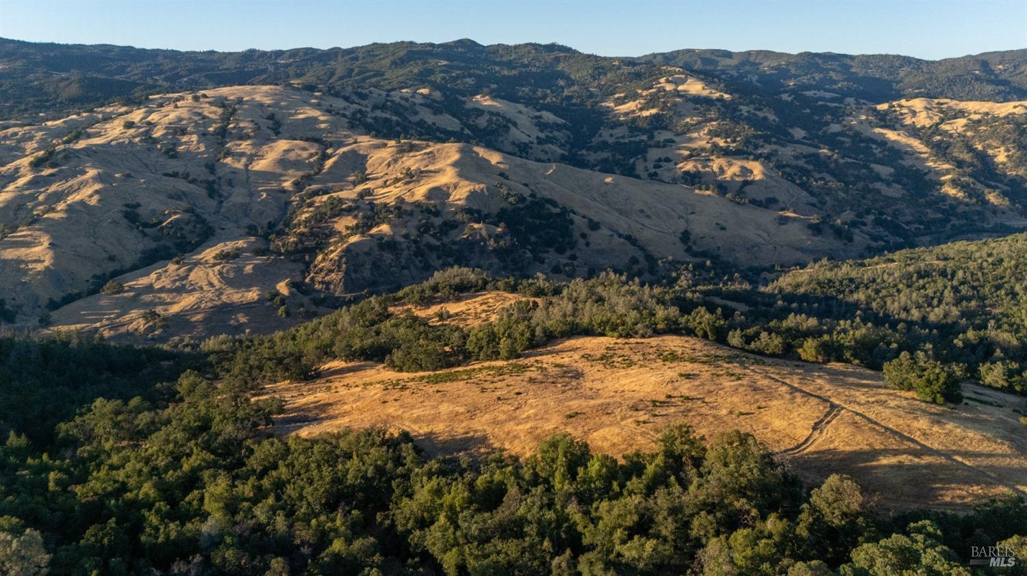 29810 River Road Cloverdale CA 95425