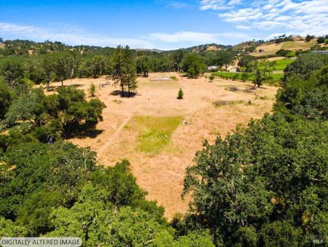 841 Leslie Road Healdsburg CA 95448