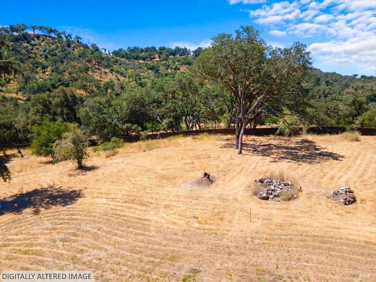 841 Leslie Road Healdsburg CA 95448