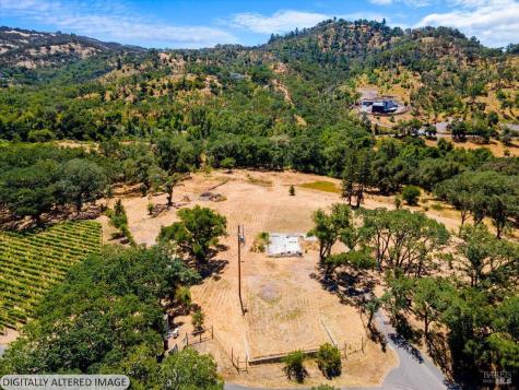 841 Leslie Road Healdsburg CA 95448