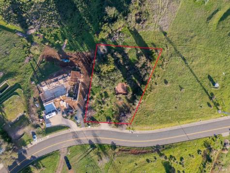 3870 Skyfarm Drive Santa Rosa CA 95403