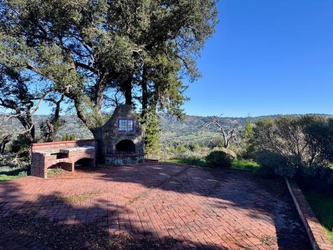 3870 Skyfarm Drive Santa Rosa CA 95403