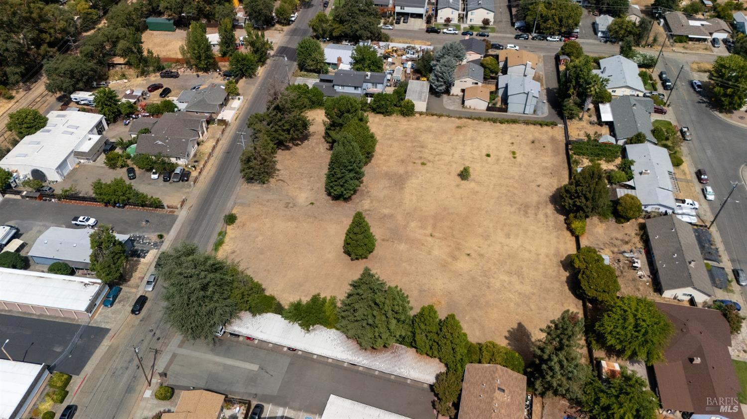 Ukiah CA, 817 Waugh Lane