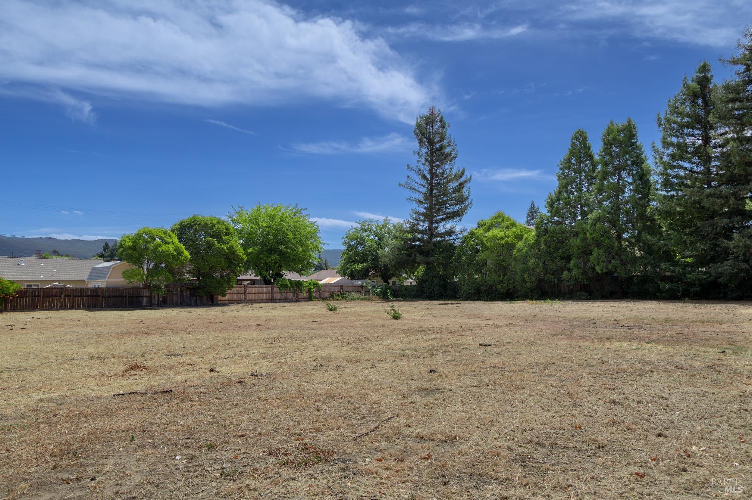 817 Waugh Lane Ukiah CA 95482