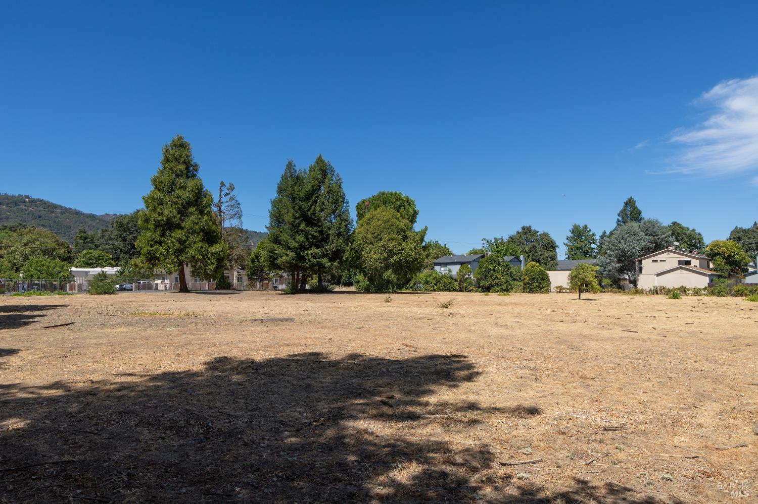 817 Waugh Lane Ukiah CA 95482