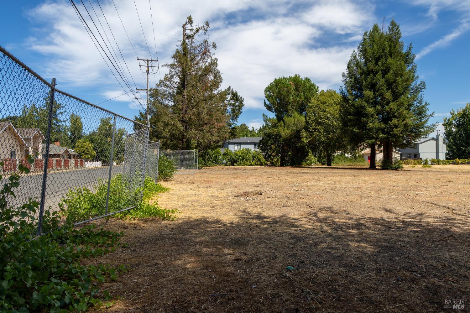 817 Waugh Lane Ukiah CA 95482