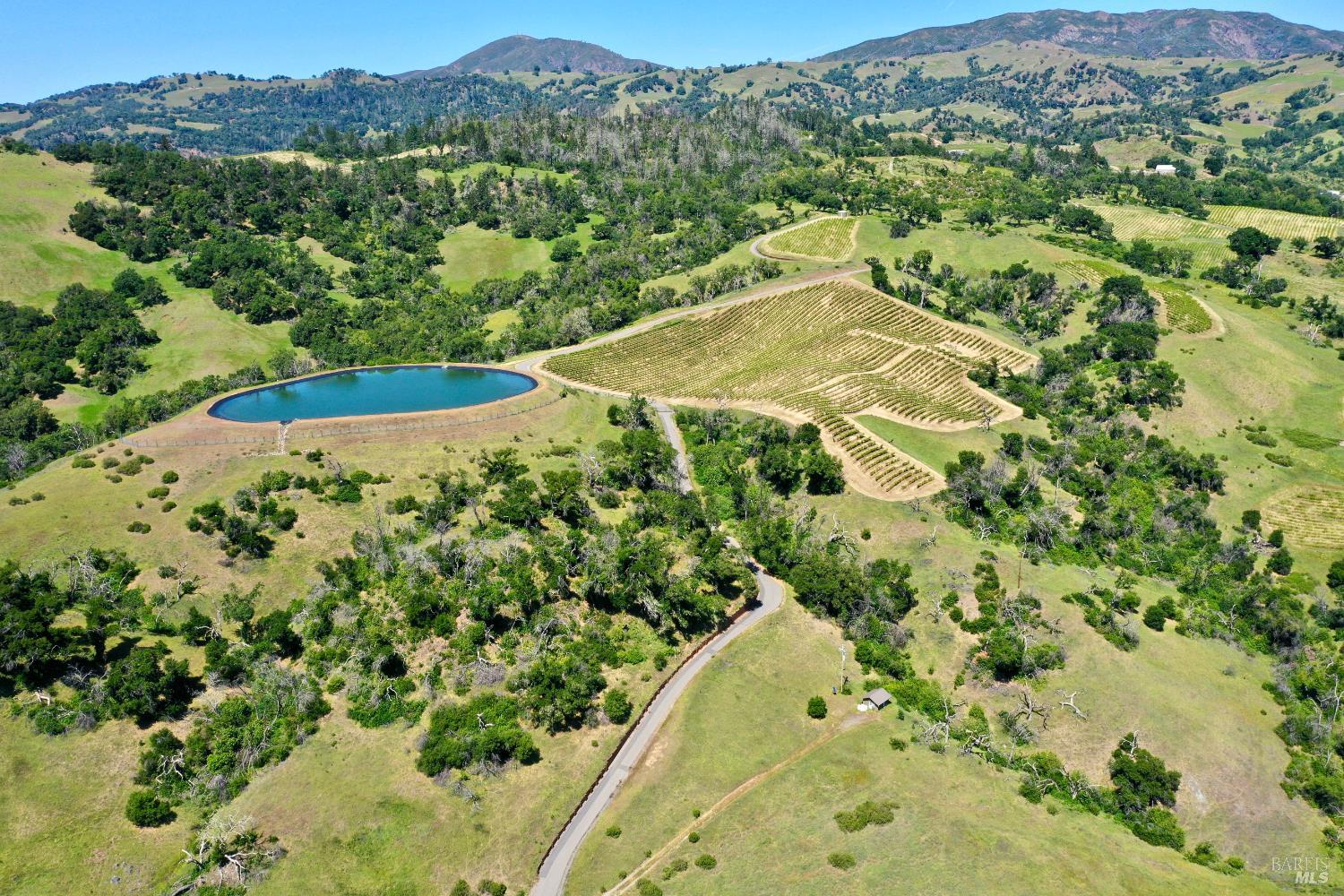 376 Artisan Circle Geyserville CA 95441