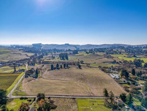 6000 Petersen Road Sebastopol CA 95472