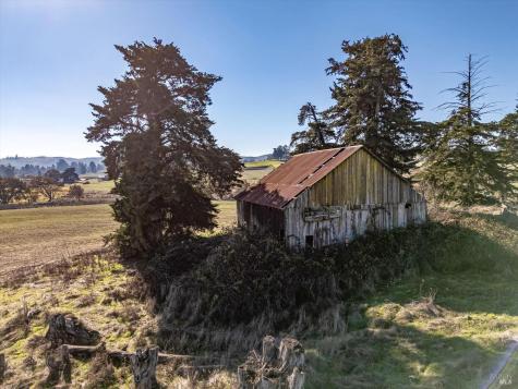 6000 Petersen Road Sebastopol CA 95472