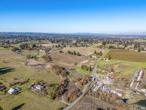 6000 Petersen Road Sebastopol CA 95472