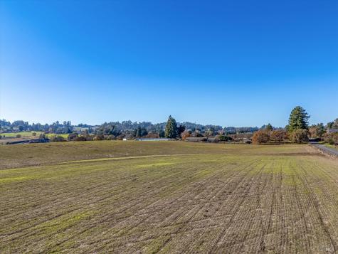 6000 Petersen Road Sebastopol CA 95472