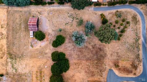 2010 Live Oak Farm Lane Petaluma CA 94952