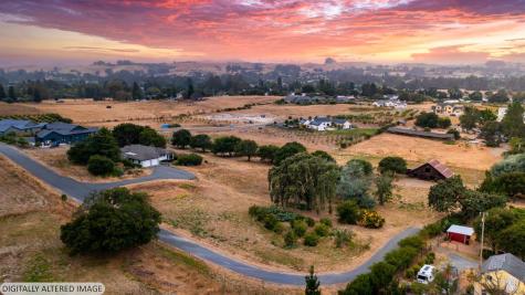 2010 Live Oak Farm Lane Petaluma CA 94952