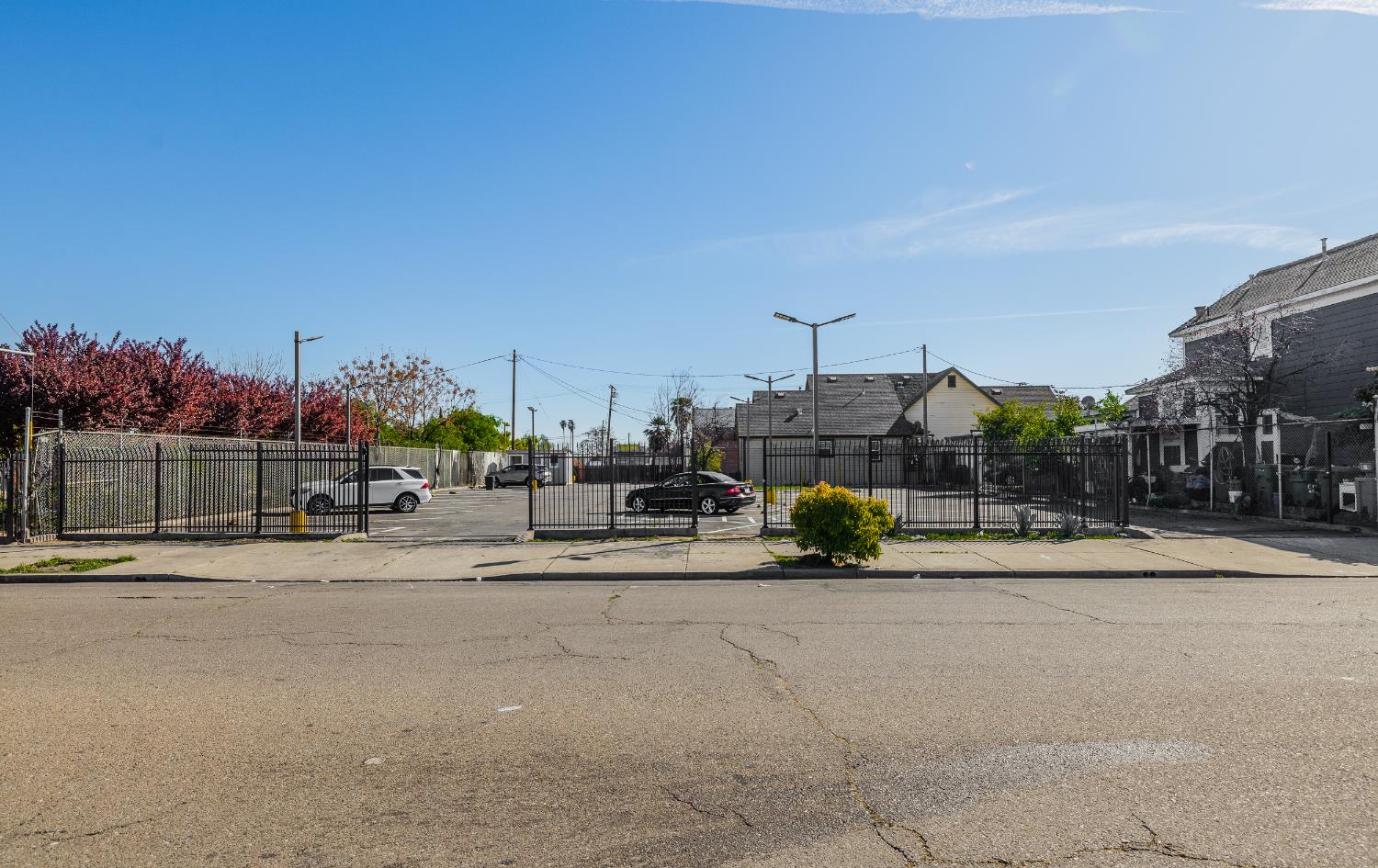 328 S Sutter Street Stockton CA 95203