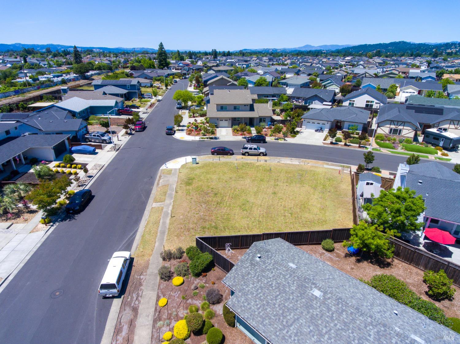 1944 San Salvador Drive Santa Rosa CA 95403