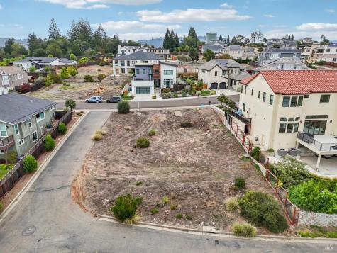 2128 Wedgewood Way Santa Rosa CA 95404