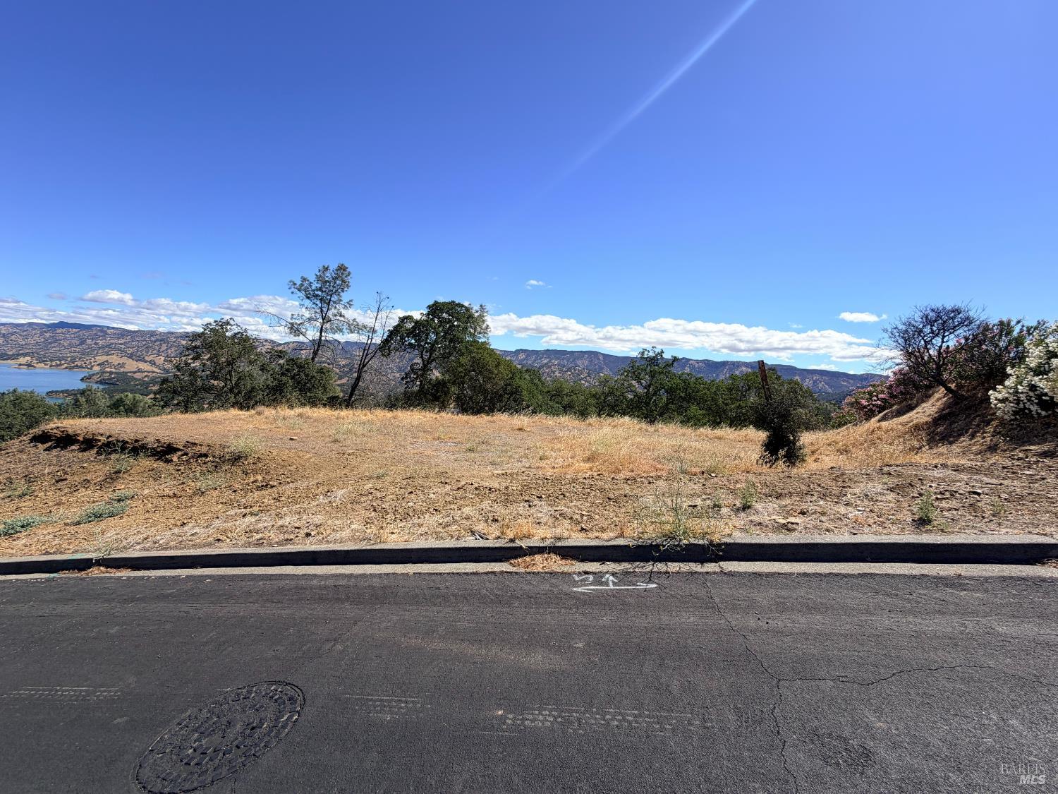 1018 Westridge Drive Napa CA 94558