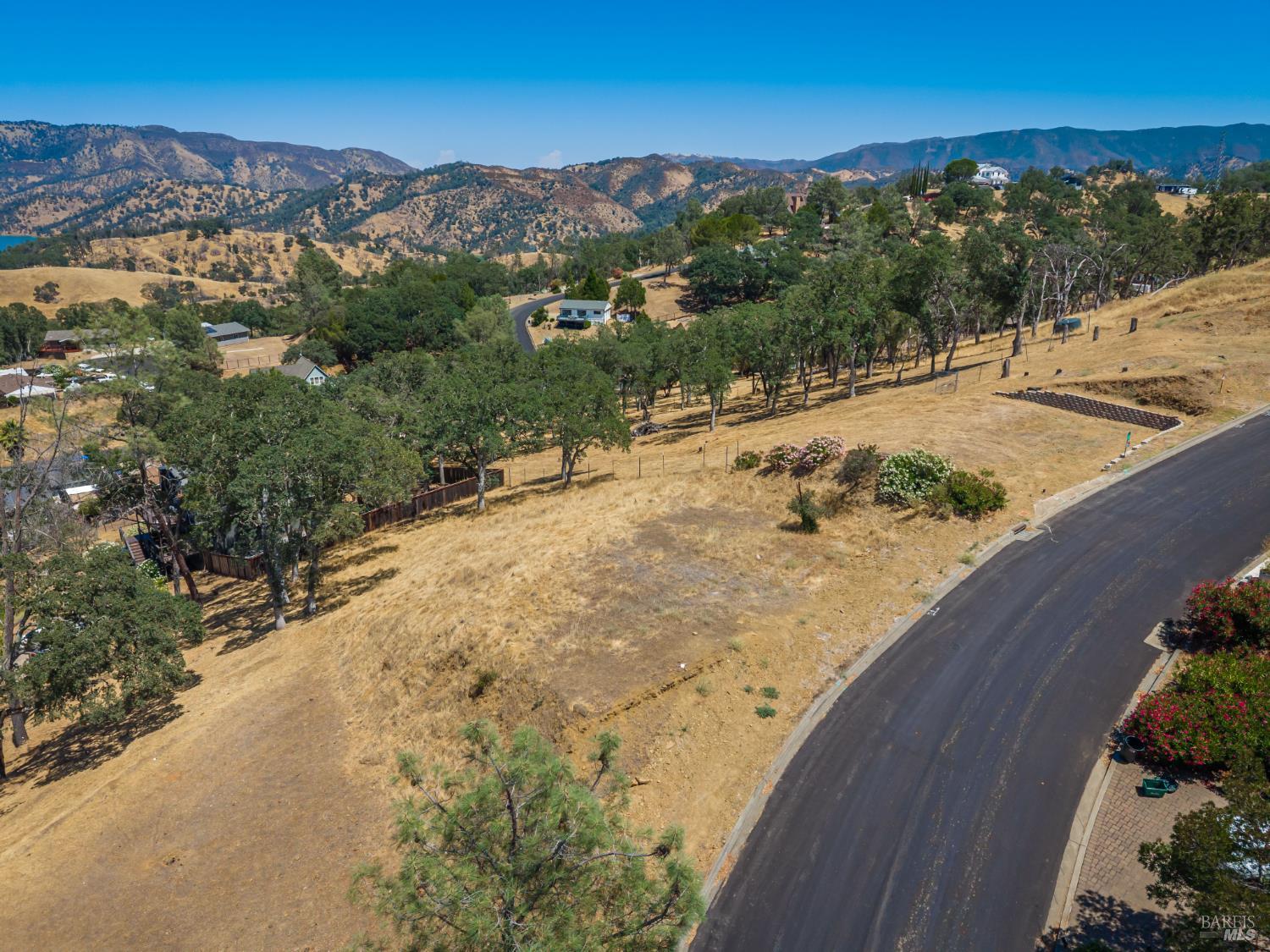 1018 Westridge Drive Napa CA 94558