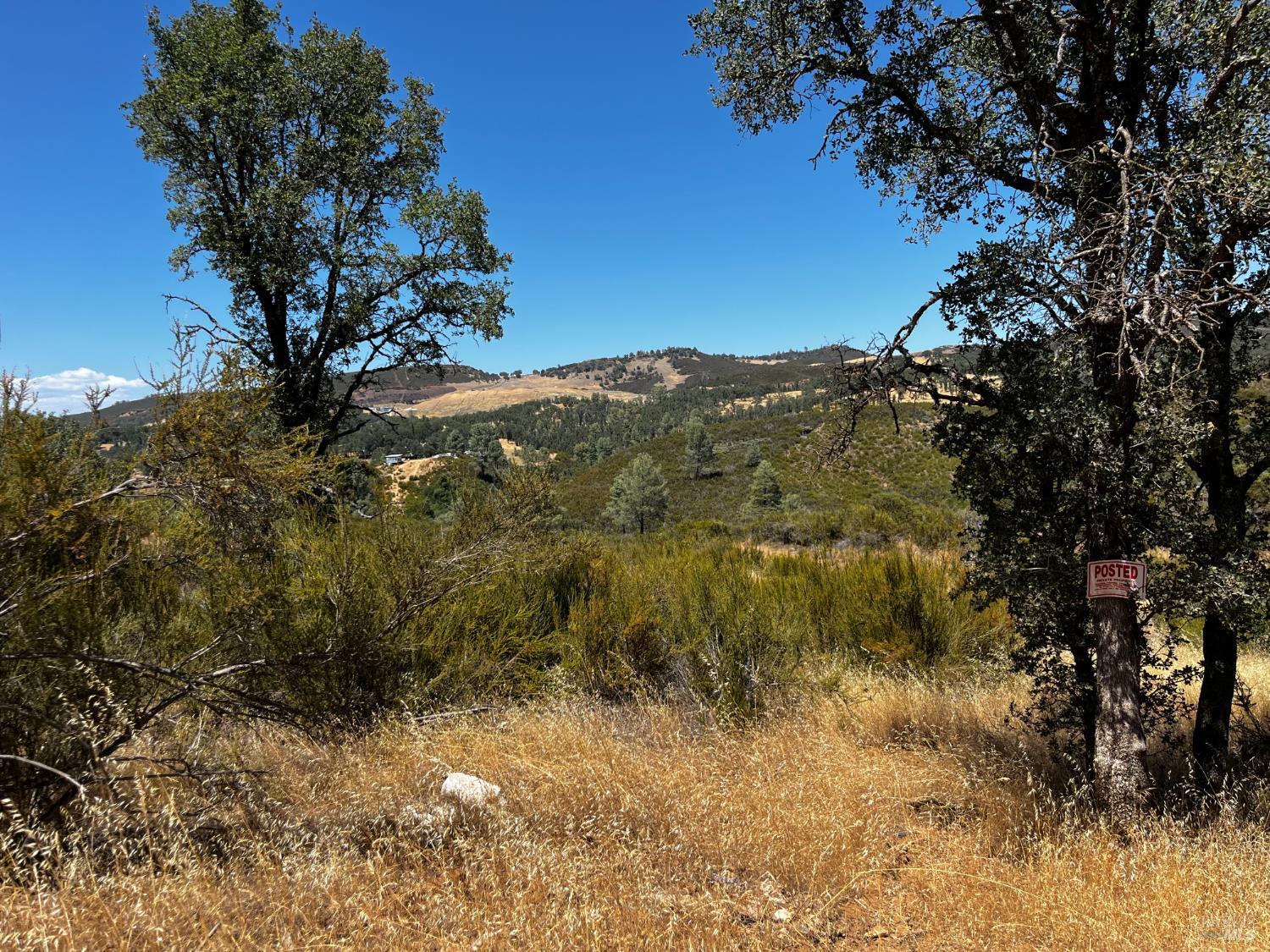 16486 22nd Avenue Clearlake CA 95422