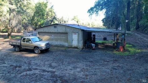 1490 Felta Road Healdsburg CA 95448