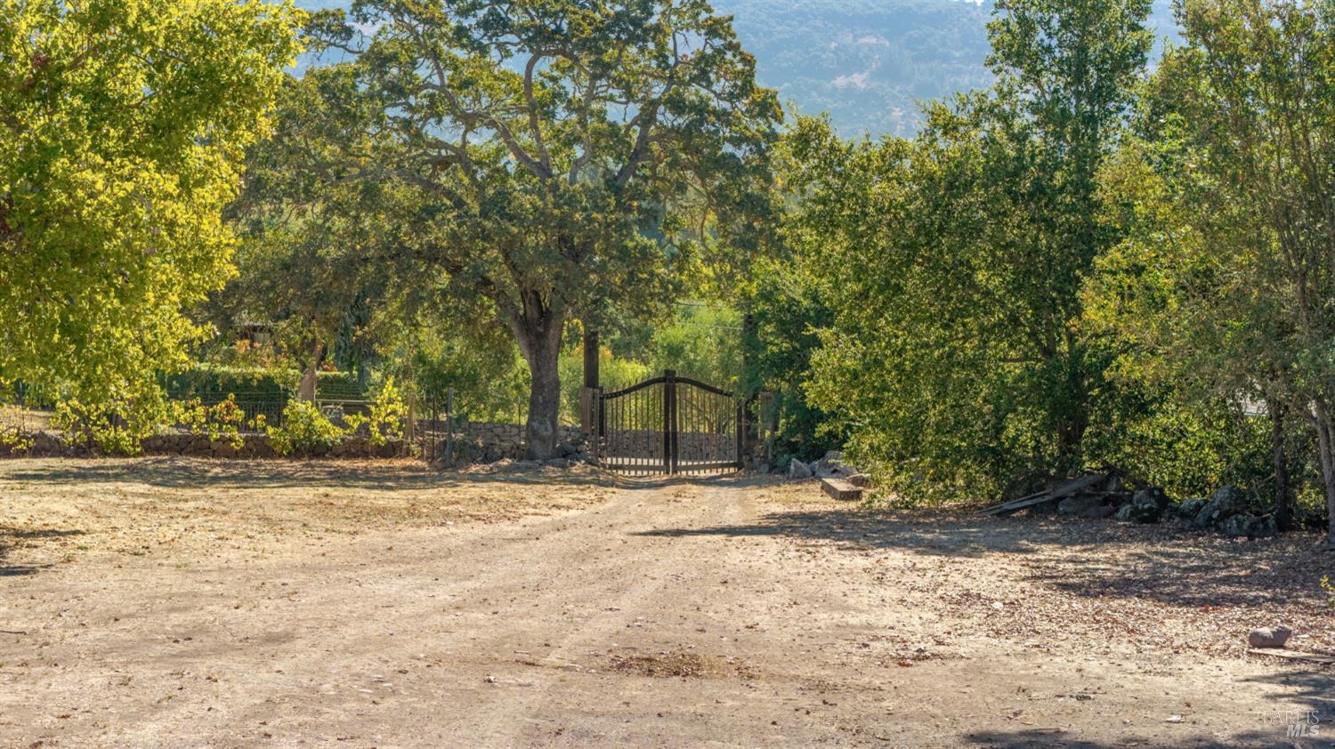 2265 Loma Heights Road Napa CA 94558