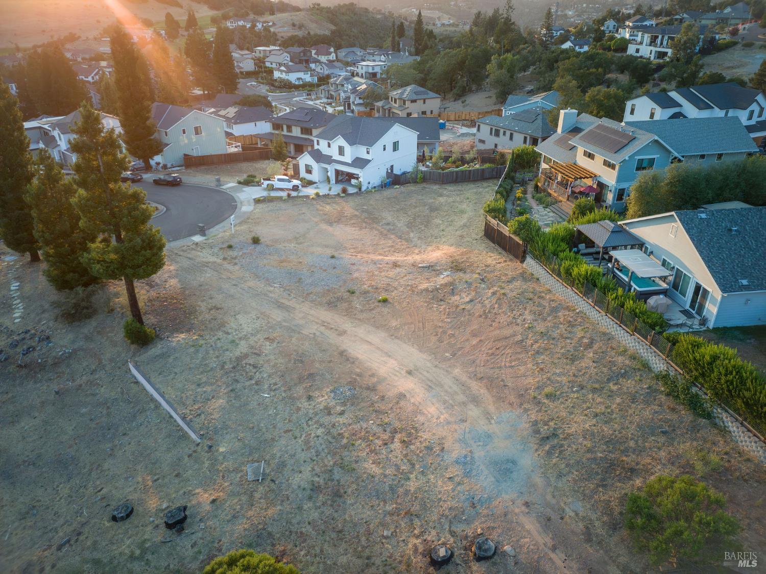 1935 Lyon Court Santa Rosa CA 95403