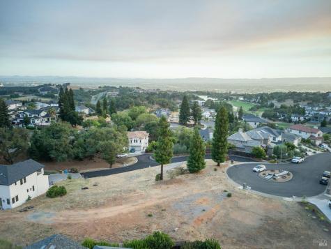 1935 Lyon Court Santa Rosa CA 95403
