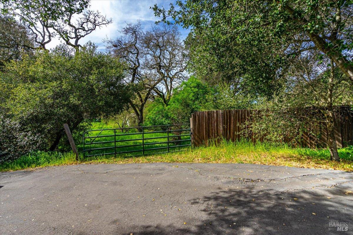1170 I Street Petaluma CA 94952