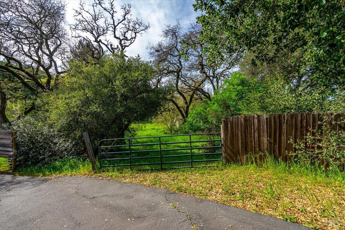 1170 I Street Petaluma CA 94952