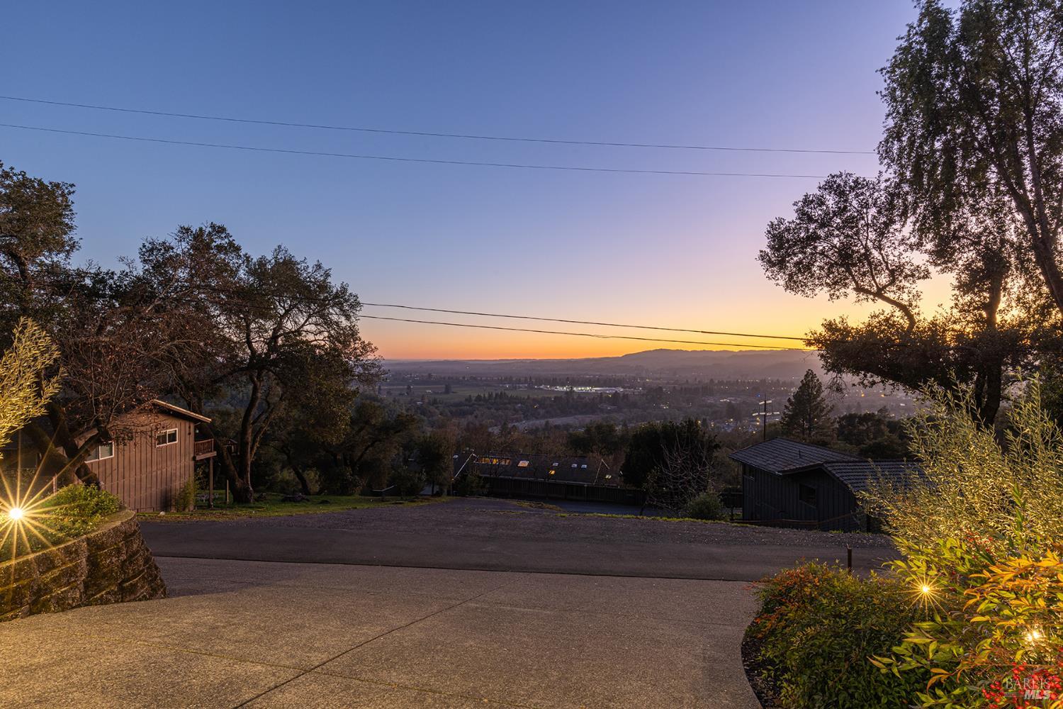 1624 Madrone Avenue Healdsburg CA 95448