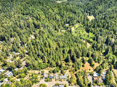 13353 Pocket Canyon Road Guerneville CA 95446