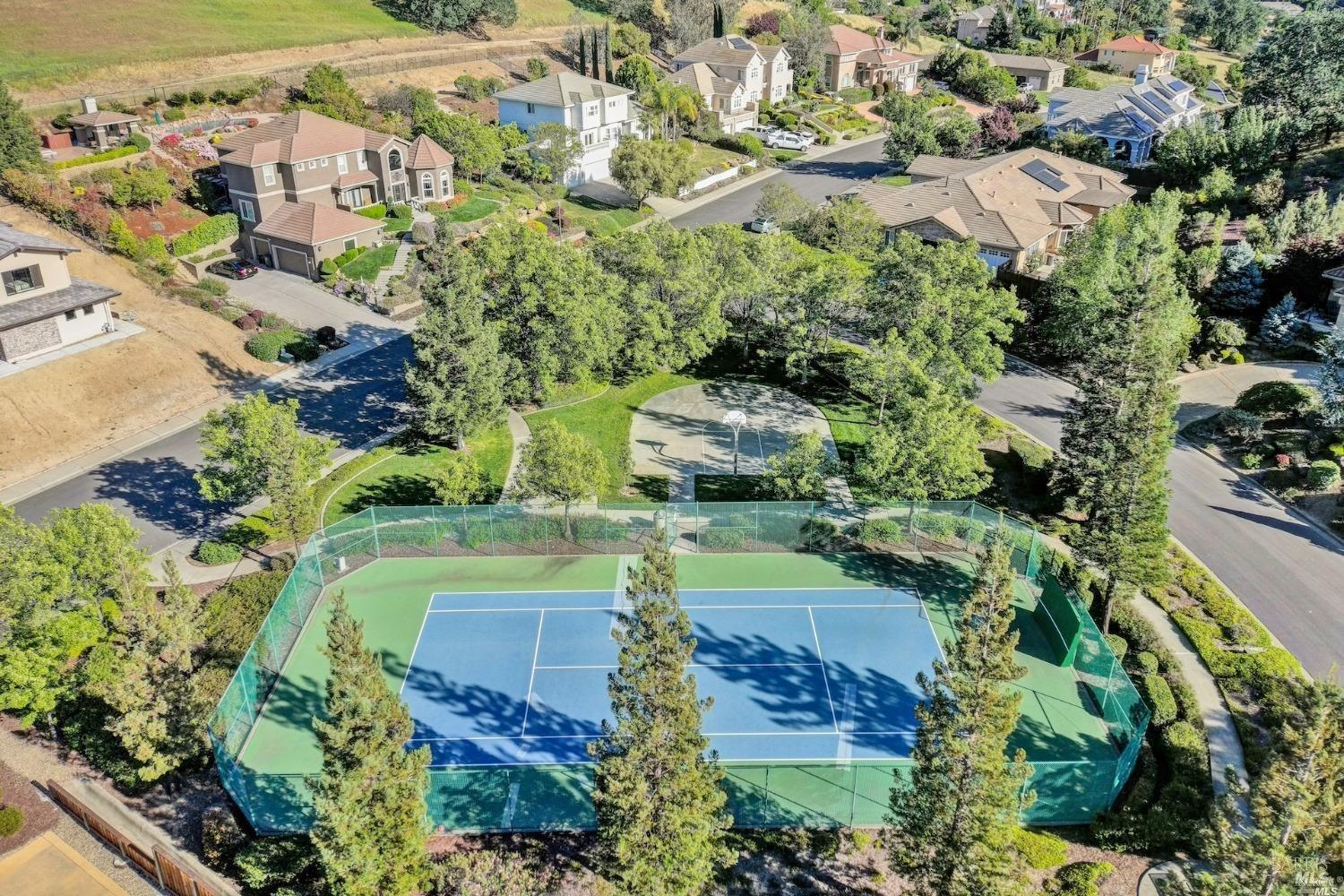 2018 Pinecrest Court Vacaville CA 95688